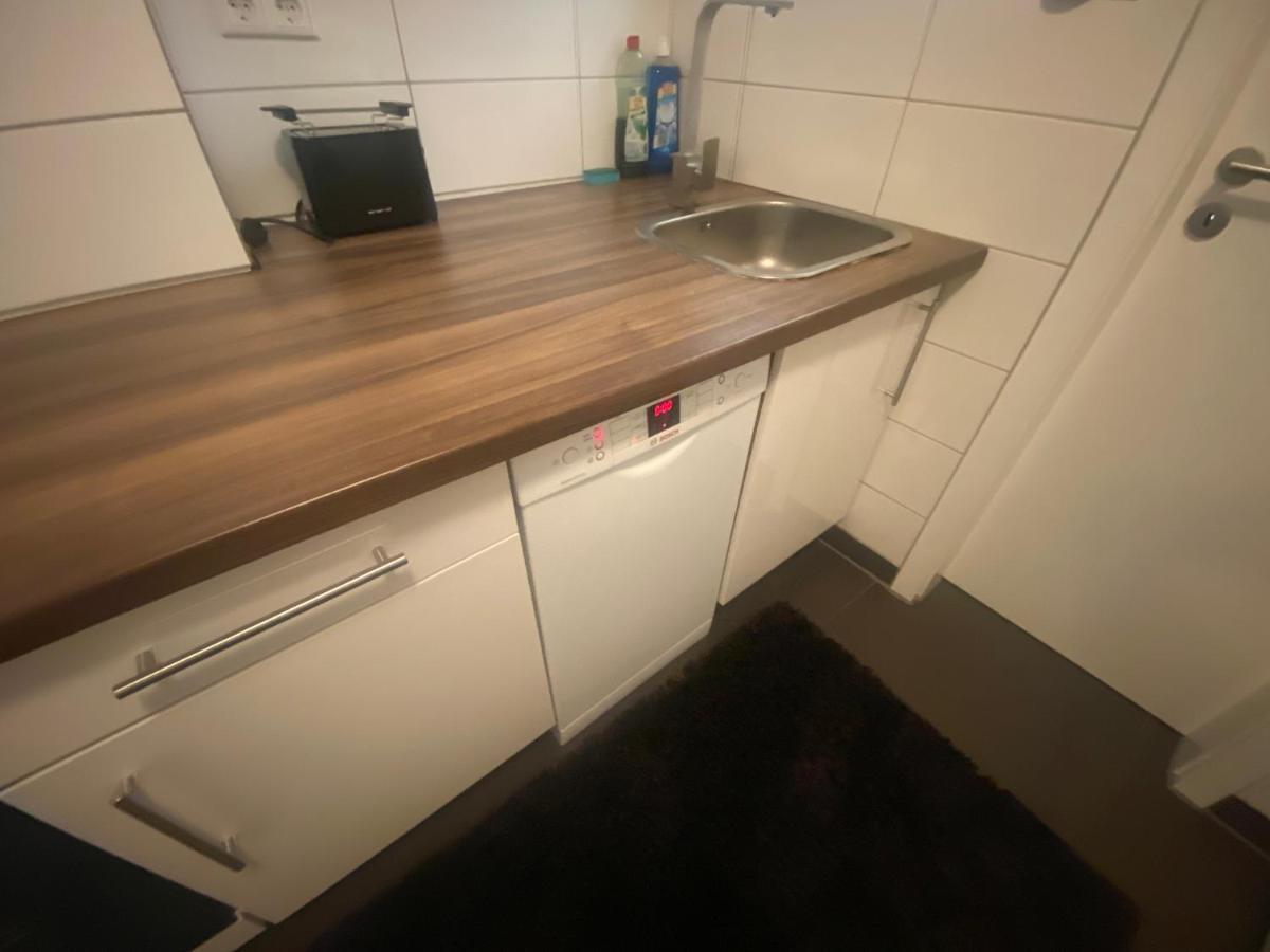 Stylish Accommodation In The Middle Of Wiesbaden Bagian luar foto